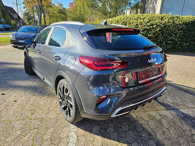 Kia XCeed Vision 1,5 TDCT, Navi, LED,